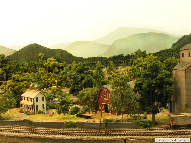 East River Crosiing Farm Overview